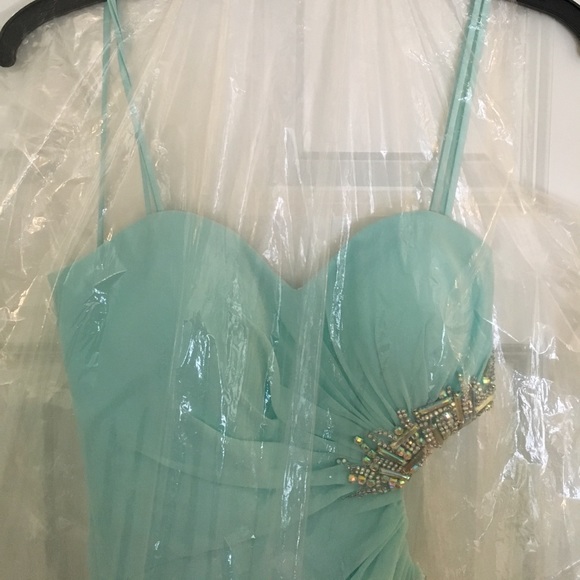 Blue prom dress - Picture 3 of 8